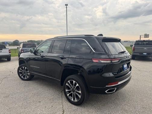 2023 Jeep Grand Cherokee OVERLAND