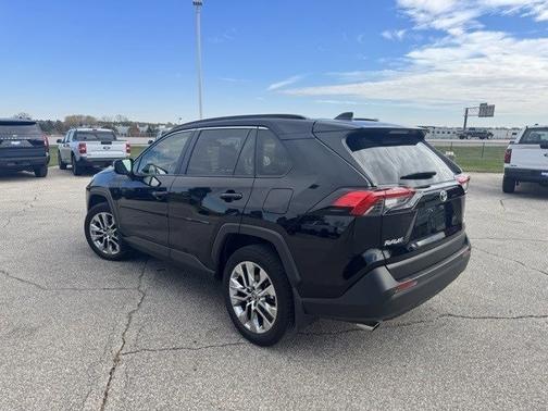 2019 Toyota RAV4 XLE PREMIUM