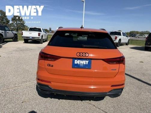 Pulse Orange 2022 Audi Q3 45 S LINE QUATTRO PREMIUM