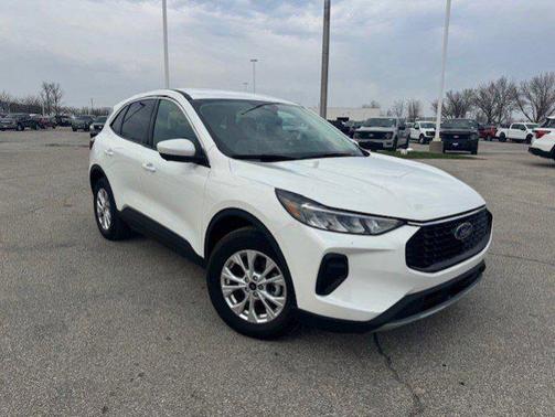 White Metallic 2023 Ford Escape Active