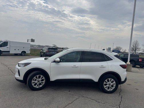 White Metallic 2023 Ford Escape Active