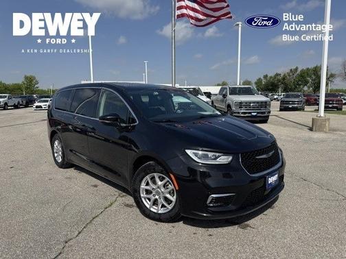 2023 Chrysler Pacifica TOURING L