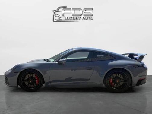 2024 Porsche 911 Carrera GTS