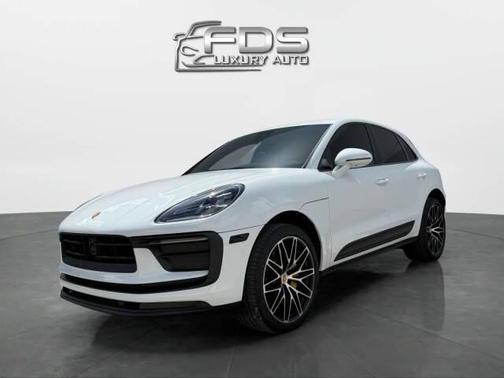 2024 Porsche Macan Base