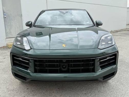 2024 Porsche Cayenne S