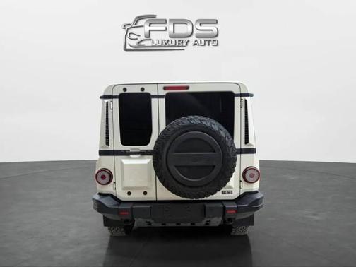 2024 INEOS Grenadier Fieldmaster