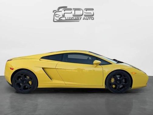 2004 Lamborghini Gallardo Base AWD 2dr Coupe