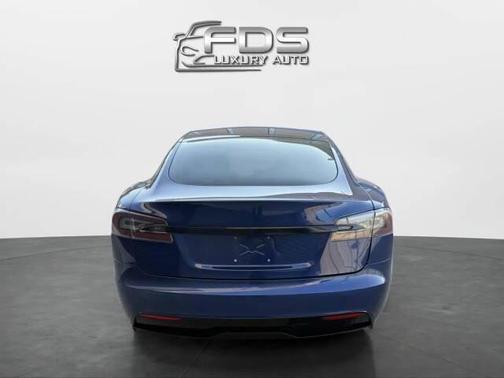 2021 Tesla Model S Plaid