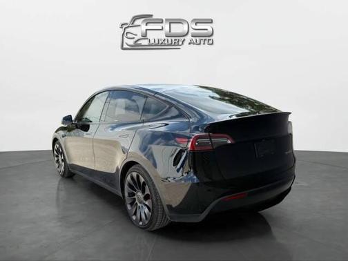 2023 Tesla Model Y Performance Dual Motor All-Wheel Drive