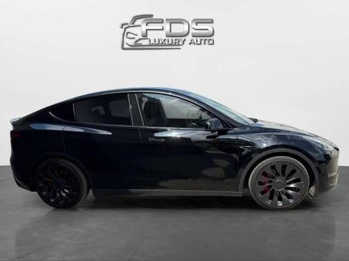 2023 Tesla Model Y Performance Dual Motor All-Wheel Drive