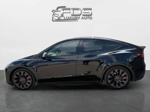 2023 Tesla Model Y Performance Dual Motor All-Wheel Drive