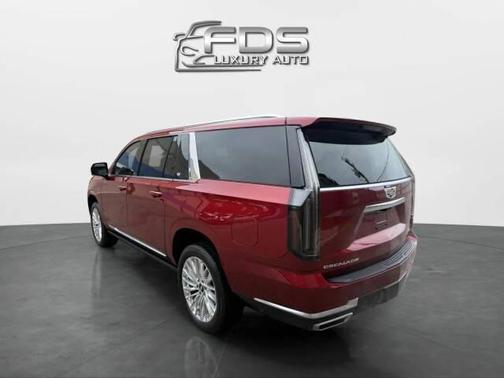 2025 Cadillac Escalade ESV Premium Luxury