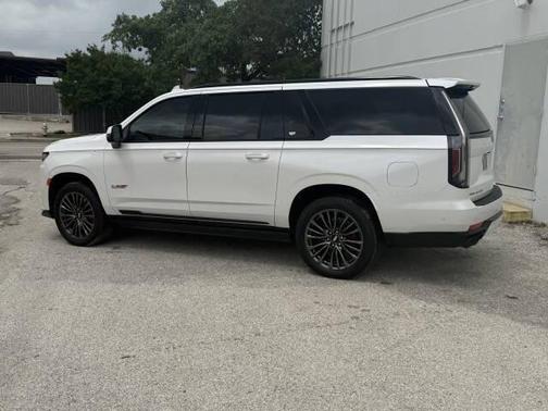 2023 Cadillac Escalade ESV V-Series