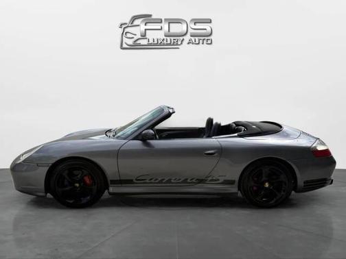 2004 Porsche 911 Carrera 4