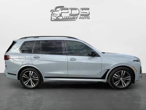 2026 BMW X7 M60i