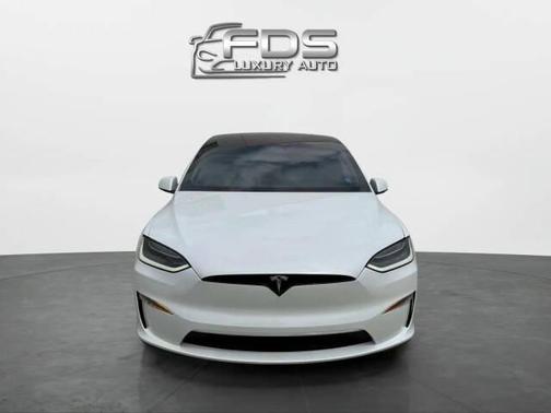 2023 Tesla Model X Standard Range