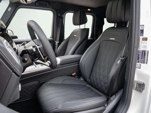 Polar White 2027 Mercedes-Benz AMG G 63 Base