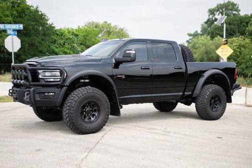 2024 RAM 2500 Laramie Crew Cab 4x4 6'4' Box