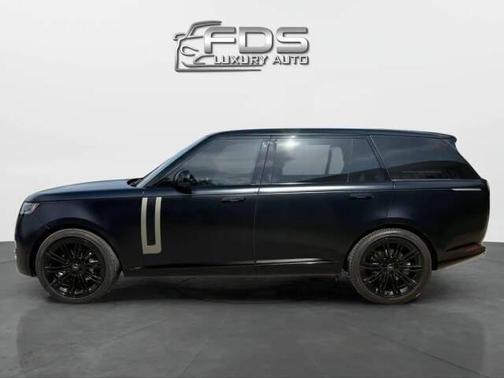 2023 Land Rover Range Rover P400 SE