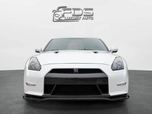 2010 Nissan GT-R Premium