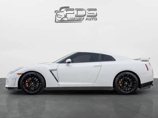 2010 Nissan GT-R Premium