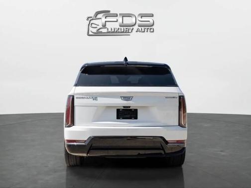 2025 Cadillac Escalade IQ Sport 2