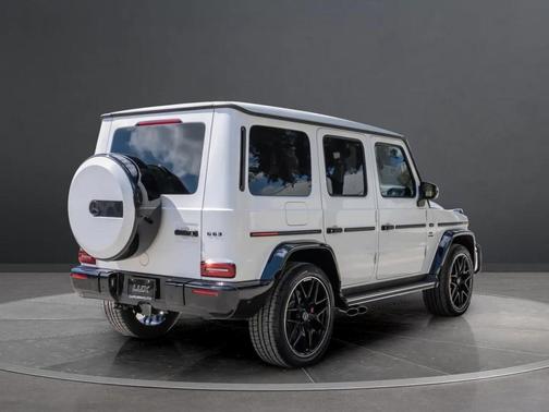 MANUFAKTUR Moonlight White Metallic 2024 Mercedes-Benz AMG G 63 4MATIC
