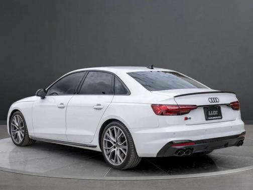 Glacier White Metallic 2024 Audi S4 Premium Plus TFSI quattro Tiptronic