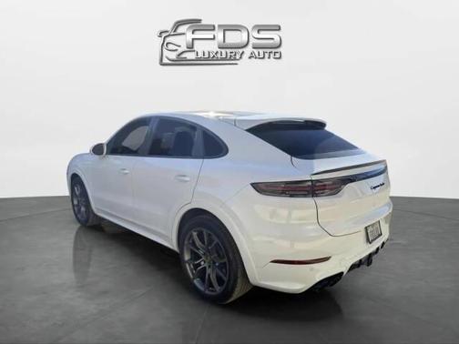 2023 Porsche Cayenne Turbo