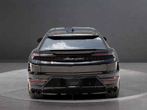 Nero Noctis Metallic 2025 Lamborghini Urus SE