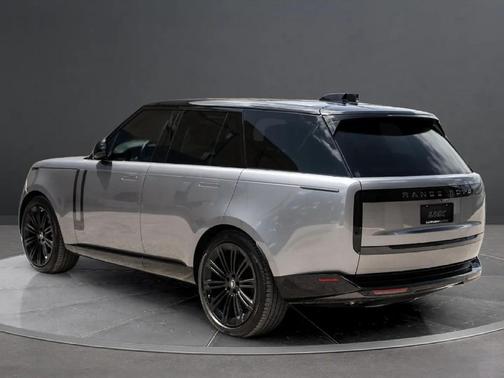 Eiger Grey Metallic 2025 Land Rover Range Rover P530 Autobiography
