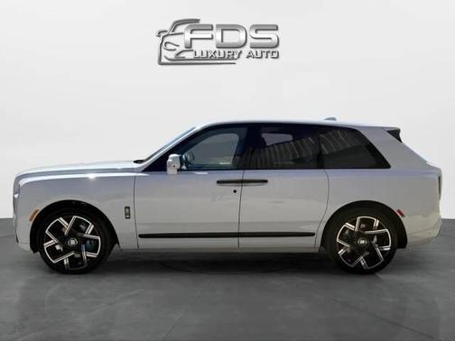 2025 Rolls-Royce Cullinan 