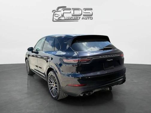 2021 Porsche Cayenne S
