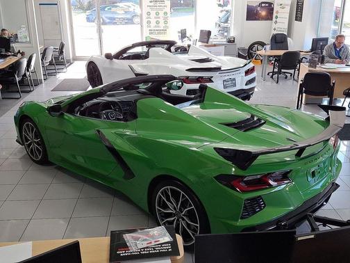 2026 Chevrolet Corvette Stingray w/2LT