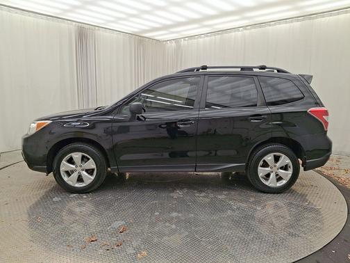 2016 Subaru Forester 2.5i