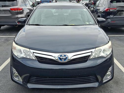 2014 Toyota Camry Hybrid XLE