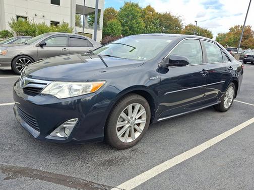 2014 Toyota Camry Hybrid XLE
