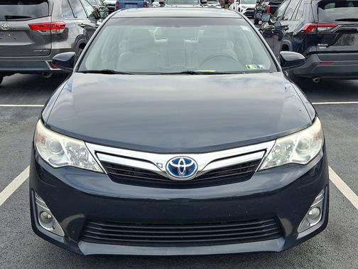 2014 Toyota Camry Hybrid XLE