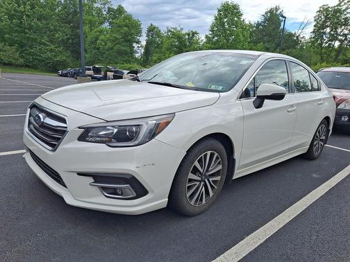 Crystal White Pearl 2018 Subaru Legacy Premium