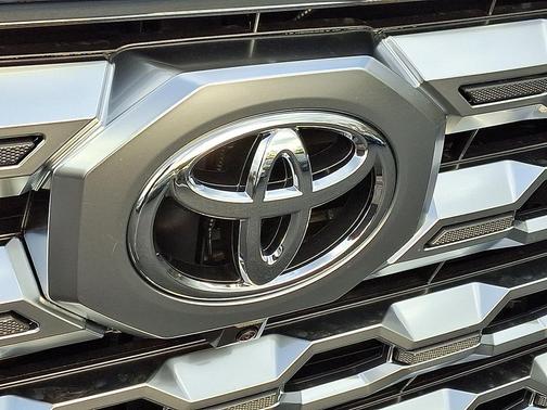 2026 Toyota Tundra Hybrid 1794 Edition