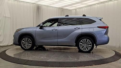 2020 Toyota Highlander Platinum