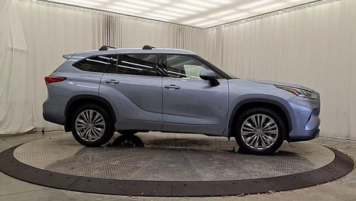 2020 Toyota Highlander Platinum