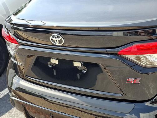 Midnight Black Metallic 2026 Toyota Corolla SE