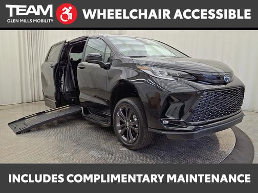 2025 Toyota Sienna XSE