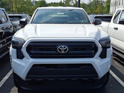 2025 Toyota Tacoma SR