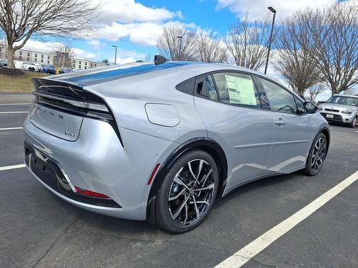 Cutting Edge 2026 Toyota Prius Plug-In Hybrid XSE Premium