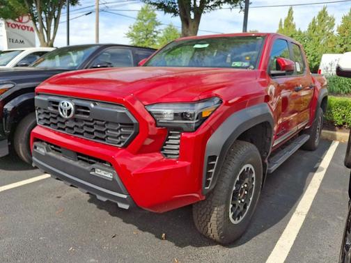 2025 Toyota Tacoma TRD Off Road