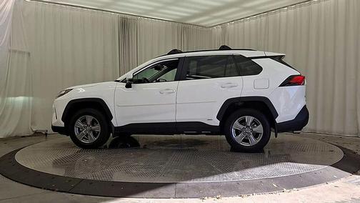 2023 Toyota RAV4 Hybrid LE