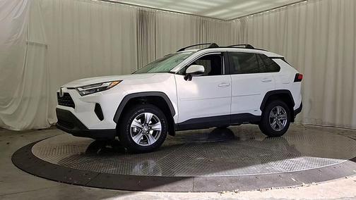 2023 Toyota RAV4 Hybrid LE