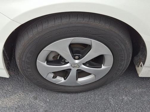 2014 Toyota Prius Four